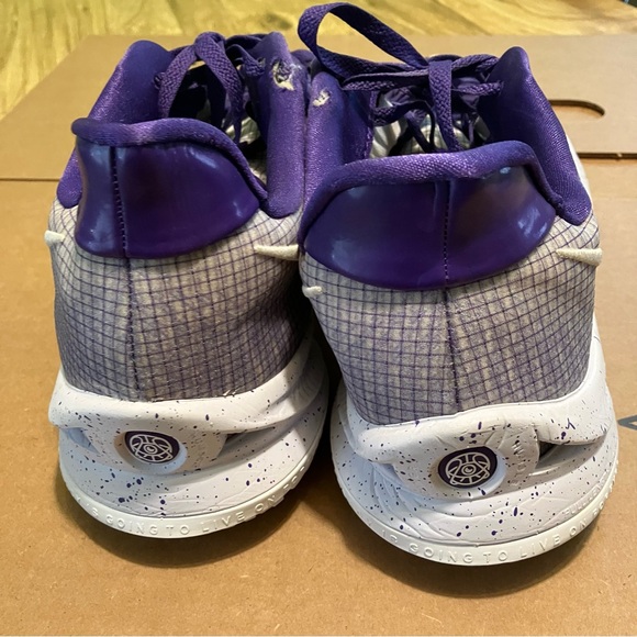 Nike Kyrie Low 4 TB Promo Field Purple/White DM5041-500 Men’s Size 15 No Insole - Picture 3 of 9